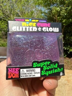 NeeDoh Nice Cube Glitter & Glow Super Solid Squish - Purple